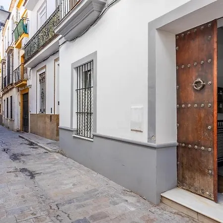 Rentalsevilla Rubens Ii Apartment